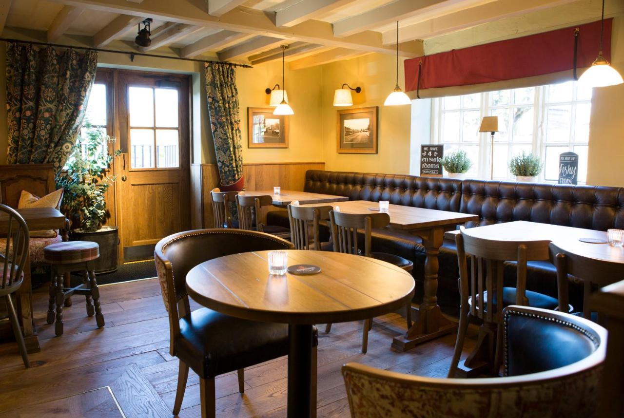 Red Lion Inn Little Budworth Extérieur photo