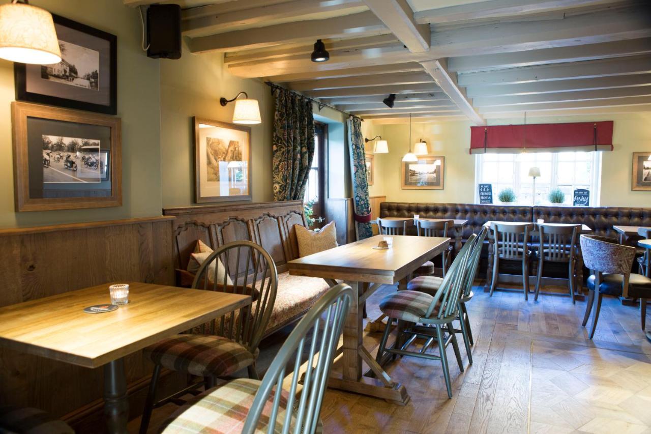 Red Lion Inn Little Budworth Extérieur photo