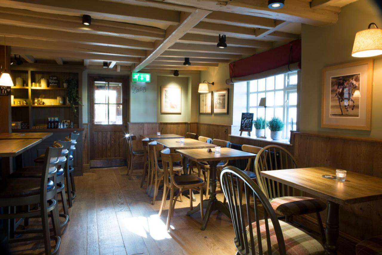Red Lion Inn Little Budworth Extérieur photo